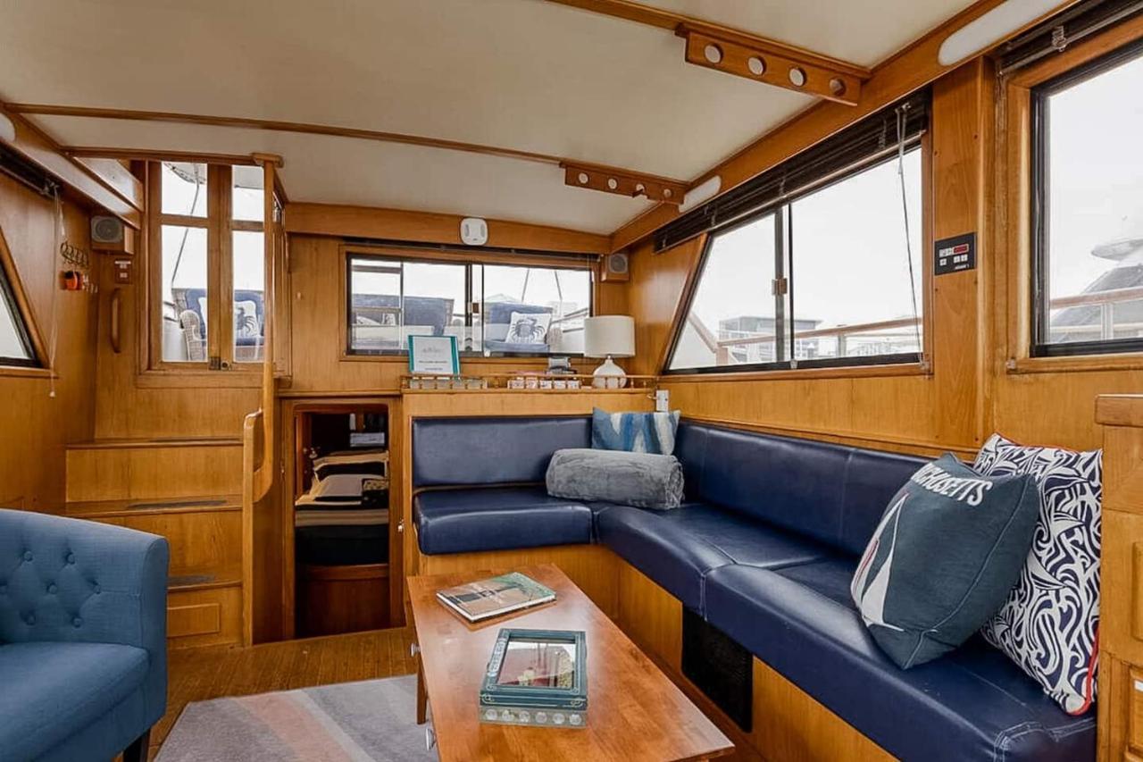 בוסטון 2Br Spacious & Comfy 43' Yacht - Heat & Ac - On The Freedom Trail - Best Nights Sleep מראה חיצוני תמונה