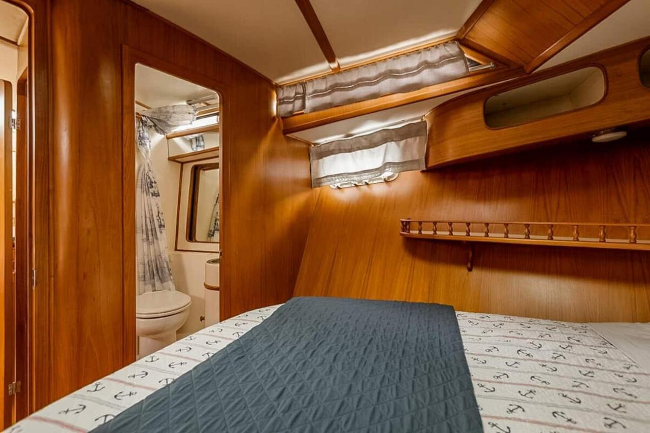 בוסטון 2Br Spacious & Comfy 43' Yacht - Heat & Ac - On The Freedom Trail - Best Nights Sleep מראה חיצוני תמונה